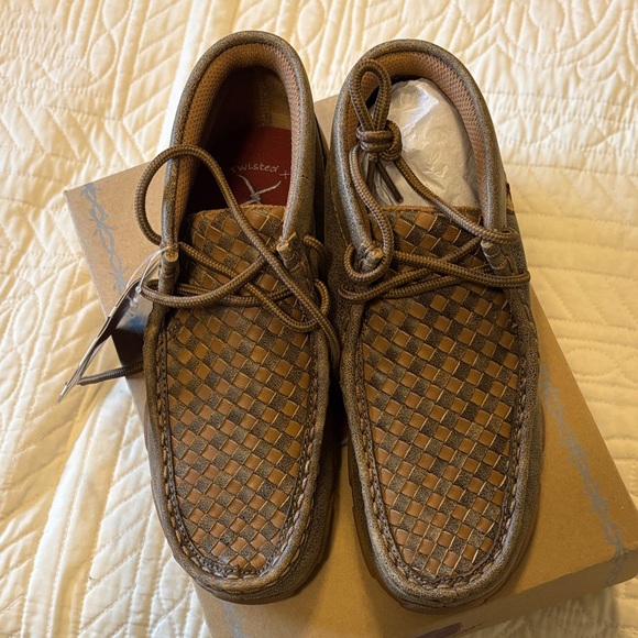 Twisted X kids driving moc - Picture 2 of 4